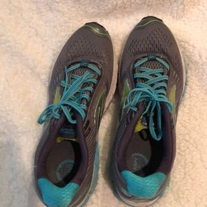 Brooks running shoes